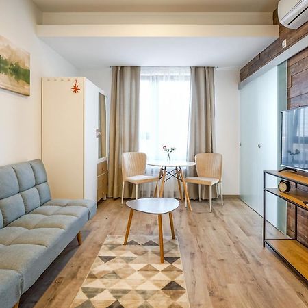 Bright Apartments Moments Away From Herastrau Park, Mall And Metro 부쿠레슈티 외부 사진