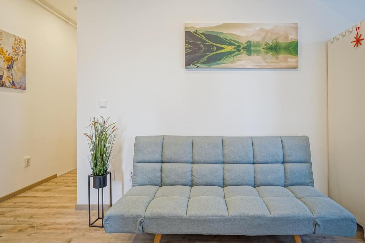Bright Apartments Moments Away From Herastrau Park, Mall And Metro 부쿠레슈티 외부 사진