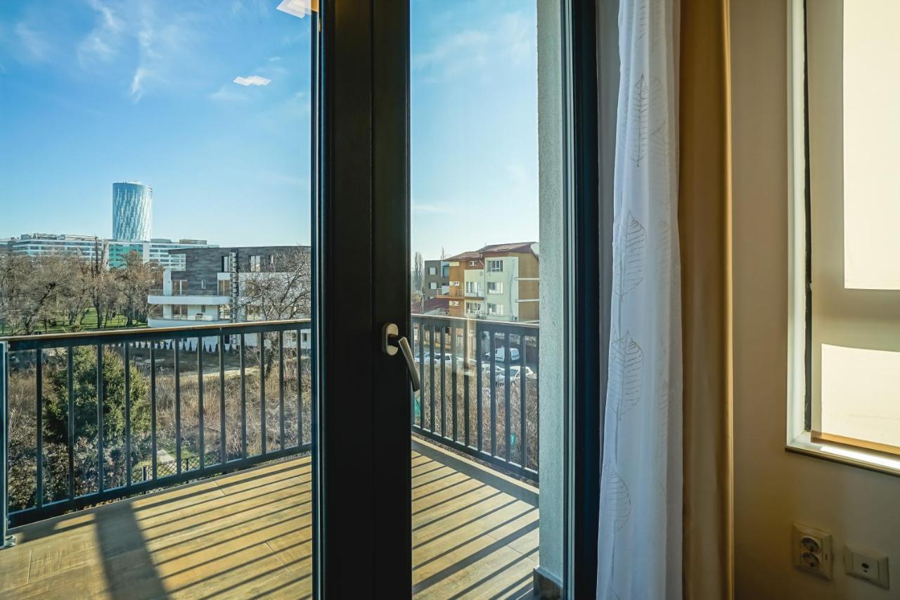 Bright Apartments Moments Away From Herastrau Park, Mall And Metro 부쿠레슈티 외부 사진