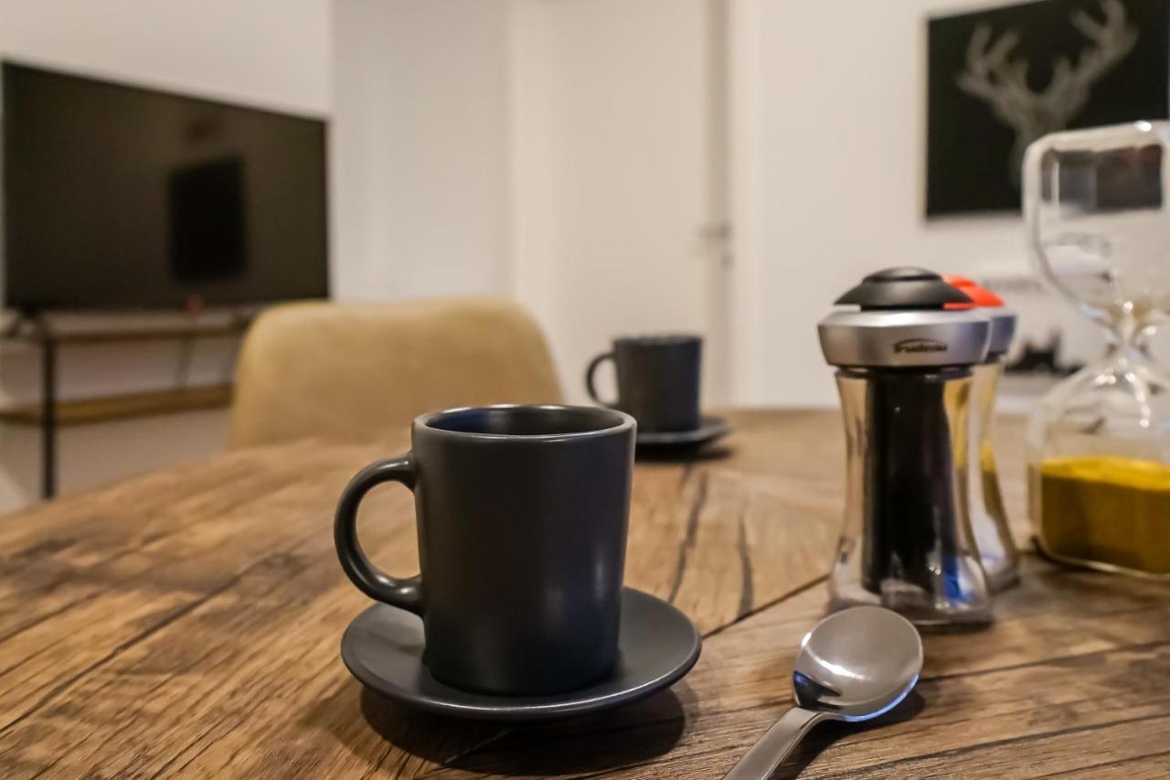 Bright Apartments Moments Away From Herastrau Park, Mall And Metro 부쿠레슈티 외부 사진