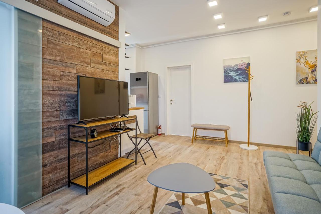 Bright Apartments Moments Away From Herastrau Park, Mall And Metro 부쿠레슈티 외부 사진