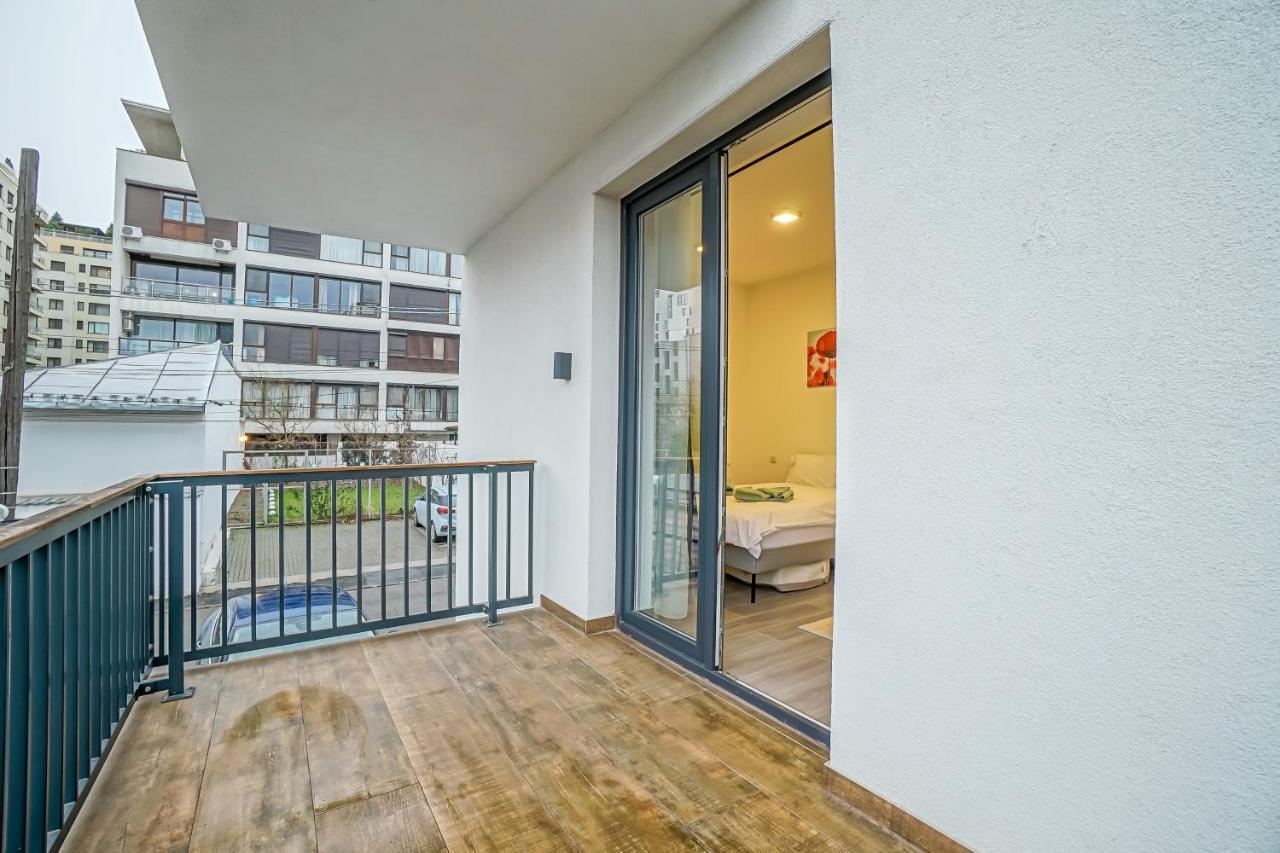 Bright Apartments Moments Away From Herastrau Park, Mall And Metro 부쿠레슈티 외부 사진