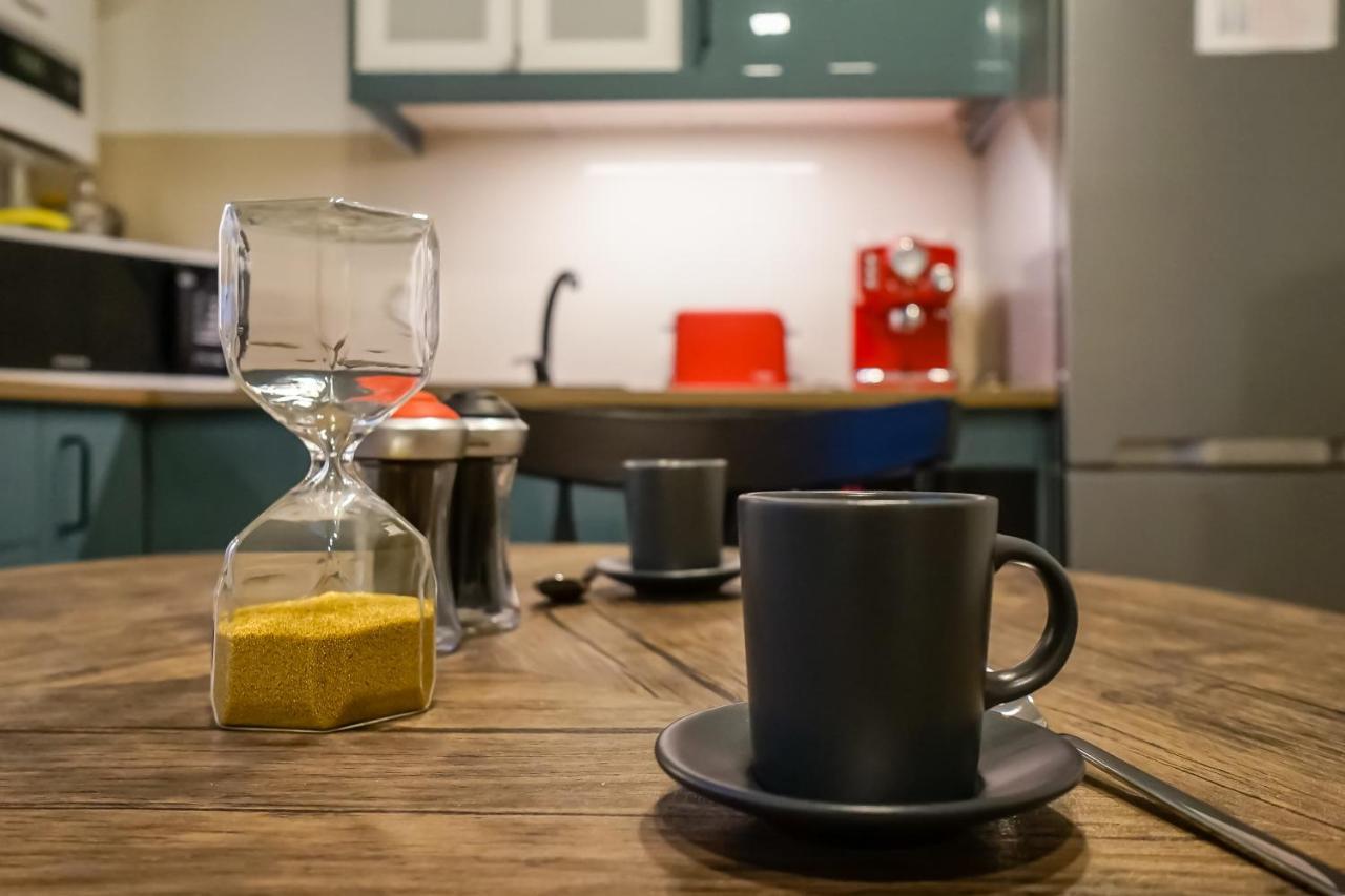 Bright Apartments Moments Away From Herastrau Park, Mall And Metro 부쿠레슈티 외부 사진