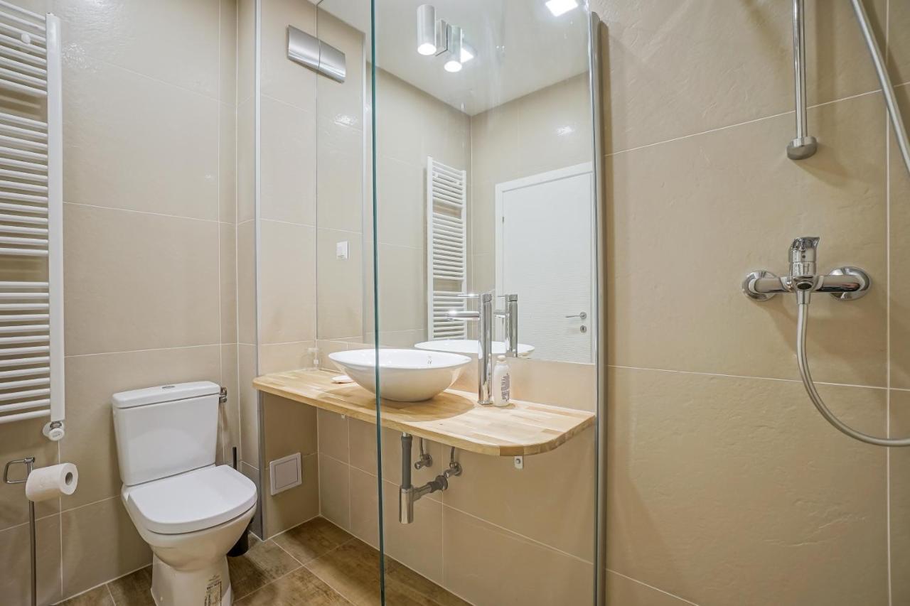 Bright Apartments Moments Away From Herastrau Park, Mall And Metro 부쿠레슈티 외부 사진